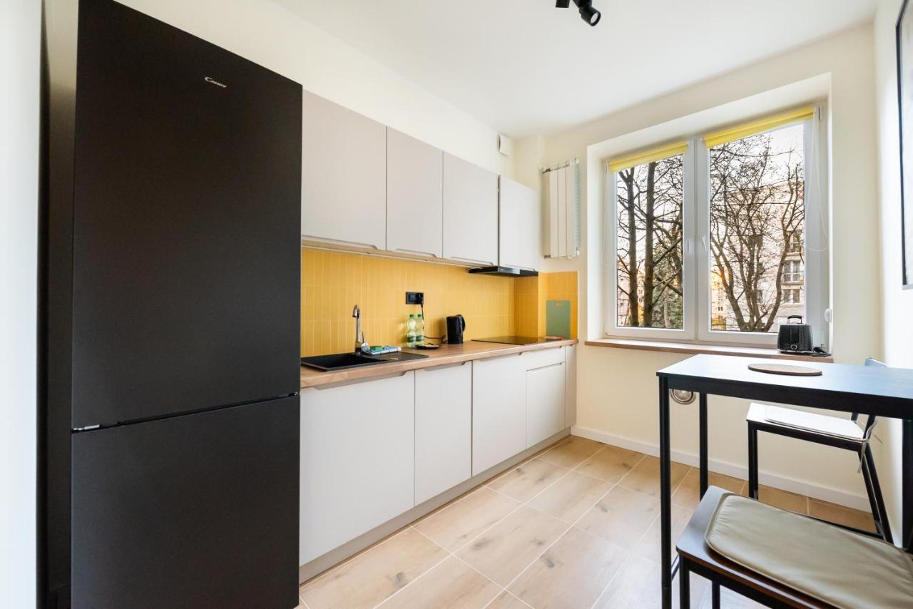 Ochota Sunny Apartment Warsawa Bagian luar foto